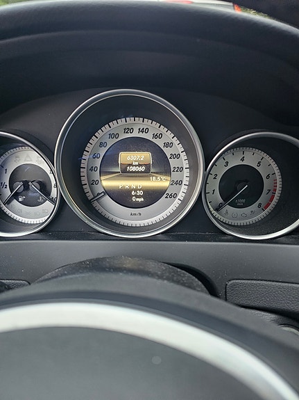 Mercedes-Benz C180 5 of 9