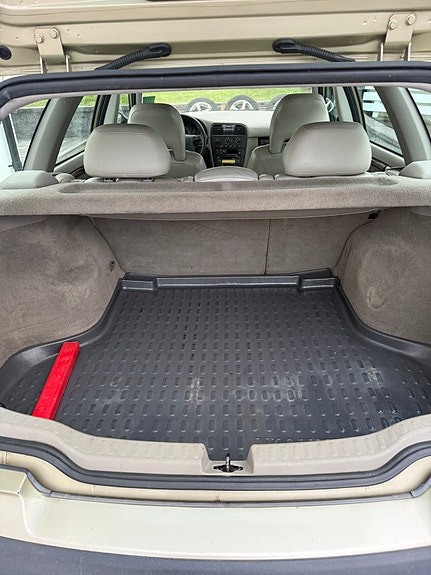 Volvo V40 11 of 11