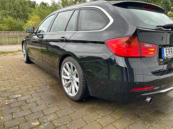BMW 320d 3 of 6
