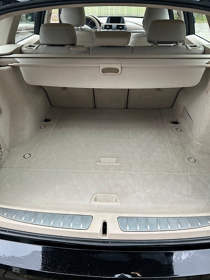 BMW 320d 6 of 6