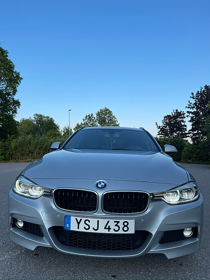 BMW 320i 6 of 22