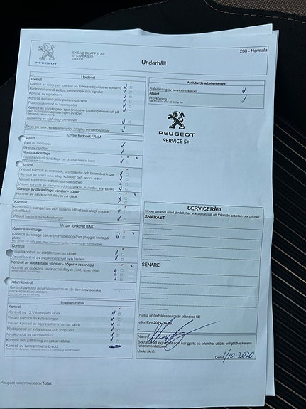 Peugeot 208 24 of 26