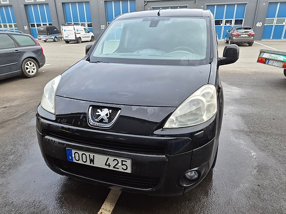 Peugeot Partner 2 of 9