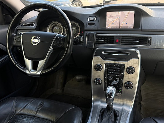 Volvo XC70 21 of 26