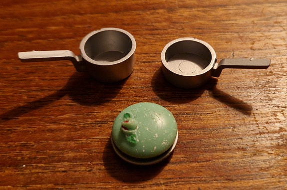 Product image 1 of 2