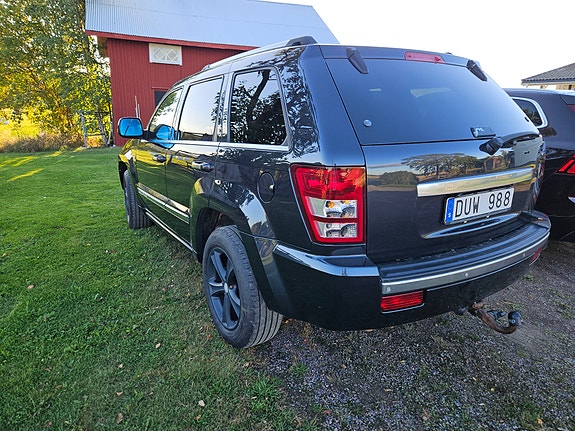 Jeep Grand Cherokee 4 of 13