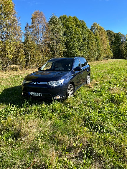 Mitsubishi Outlander 4 of 7