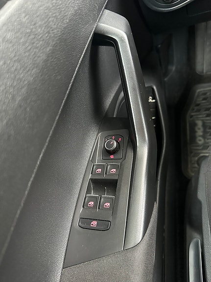Volkswagen Polo 9 of 11
