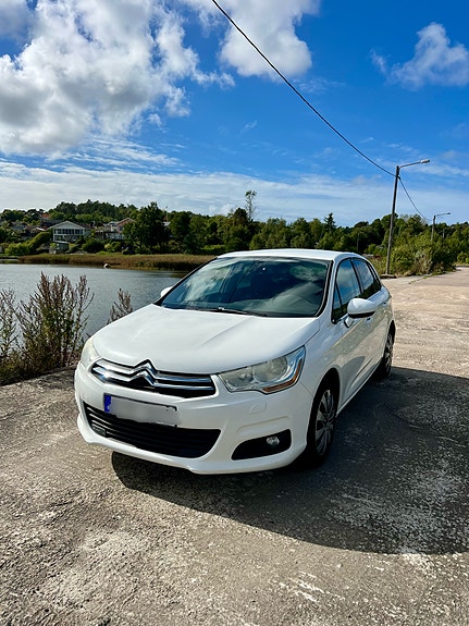 Citroen C4 2 of 11