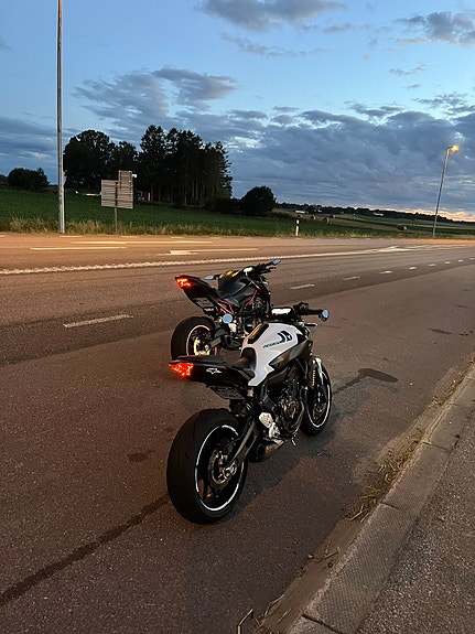 Yamaha MT-07 A2 2 of 6