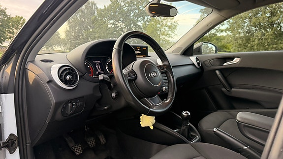 Audi A1 8 of 10