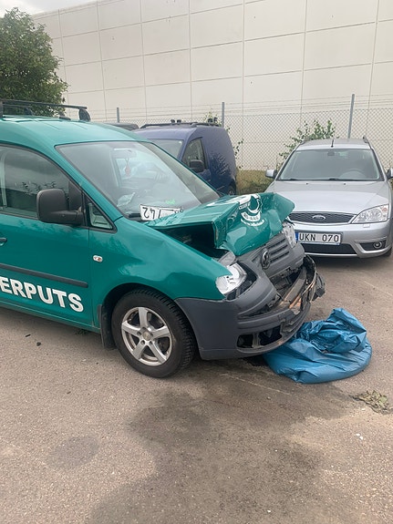 Volkswagen Caddy 4 of 4