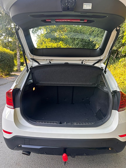 BMW X1 7 of 7