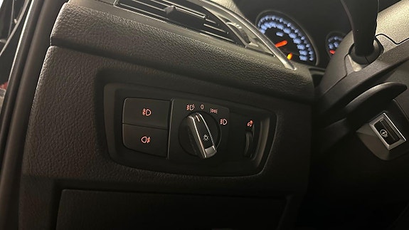 BMW 118i 10 of 30