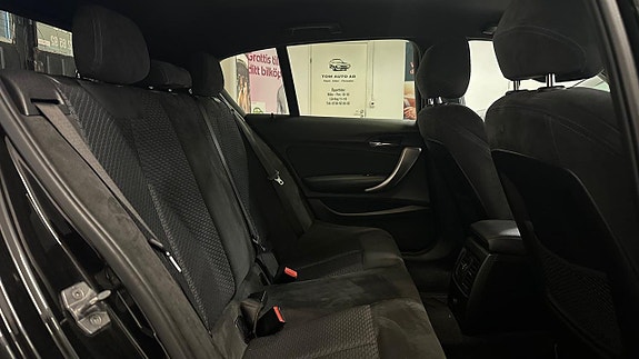 BMW 118i 16 of 30