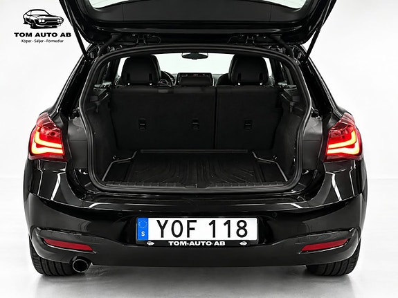 BMW 118i 5 of 30