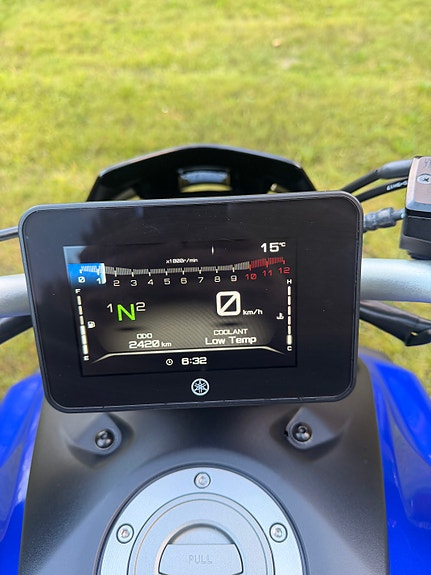Yamaha MT-07 7 of 9