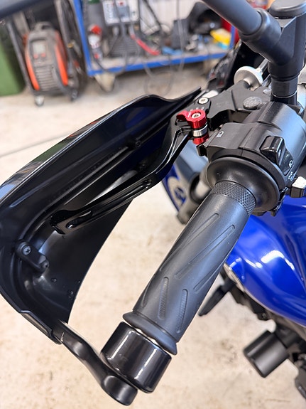 Yamaha MT-07 6 of 9