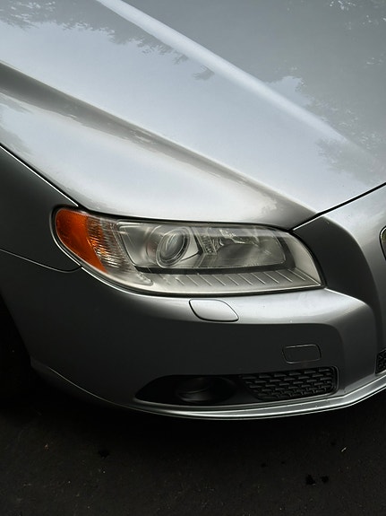 Volvo V70 4 of 11