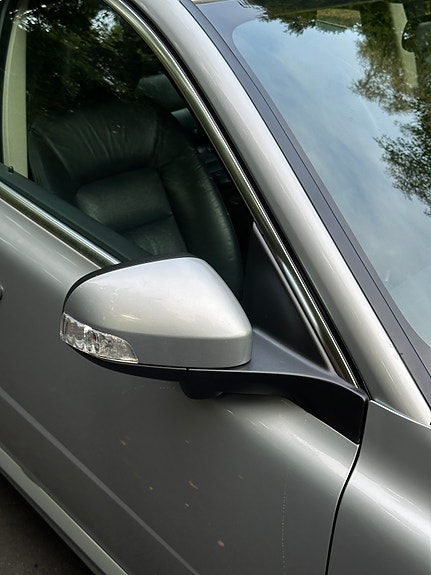 Volvo V70 5 of 11