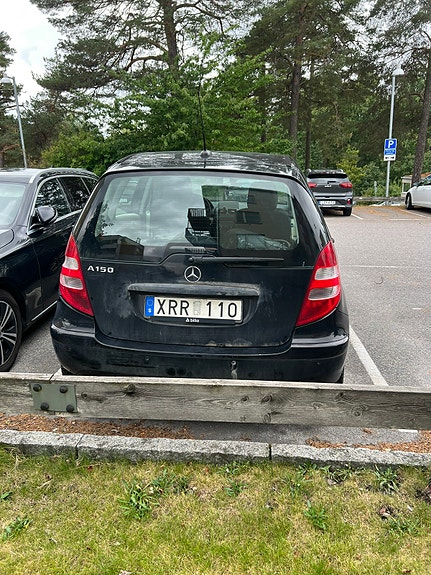 Mercedes-Benz A150 3 of 10