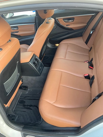 BMW 320d 5 of 6