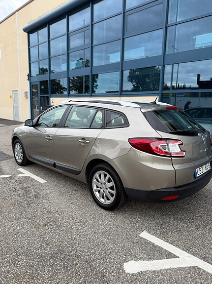 Renault Megane 2 of 15
