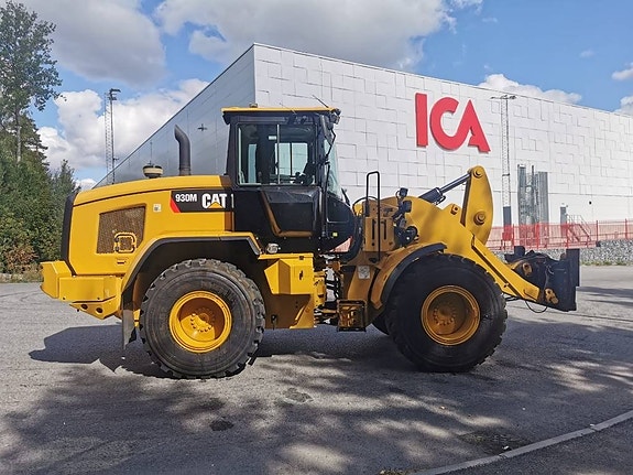 CAT 930M 4 of 19