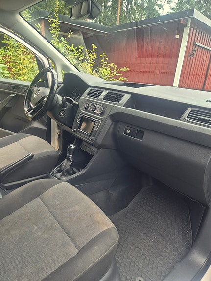 Volkswagen Caddy 4 of 6