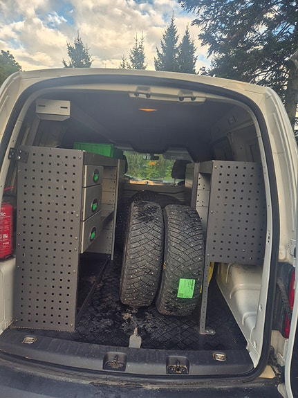 Volkswagen Caddy 3 of 6