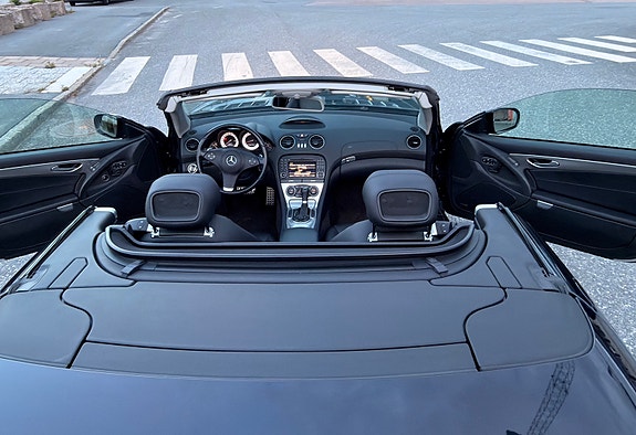 Mercedes-Benz SL350 7 of 8
