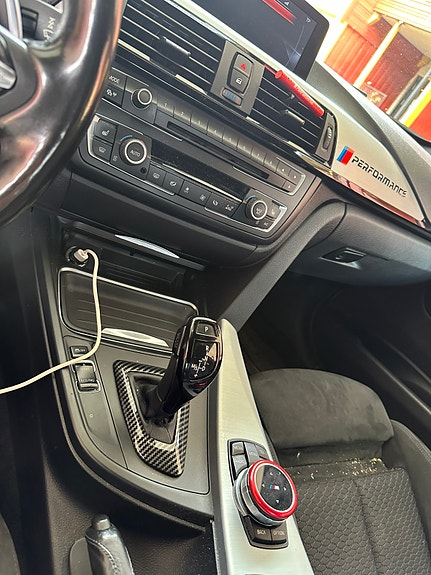 BMW 320d 13 of 19