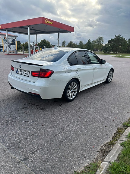 BMW 320d 6 of 19