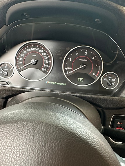 BMW 320d 11 of 19