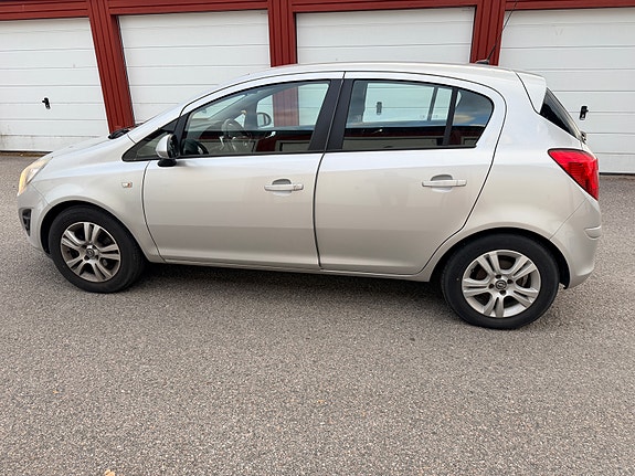 Opel Corsa 3 of 7