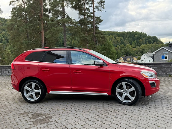 Volvo XC60 9 of 30