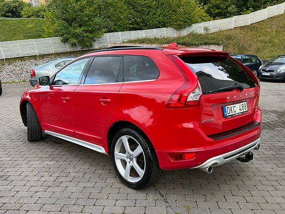 Volvo XC60 11 of 30