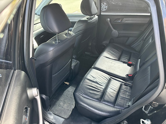 Honda CR-V 4 of 4