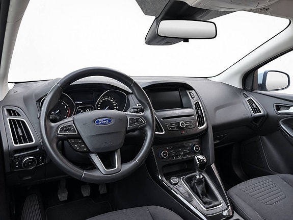 Ford Focus 7 of 11