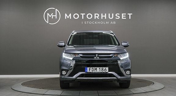 Mitsubishi Outlander 2 of 20
