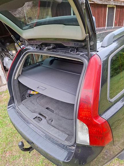 Volvo V50 3 of 9