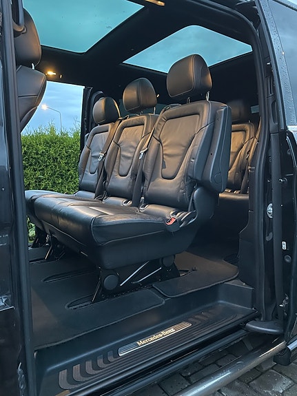 Mercedes-Benz V220 d 13 of 13