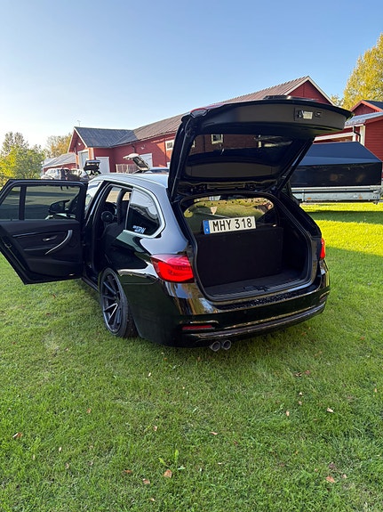 BMW 320d 4 of 10
