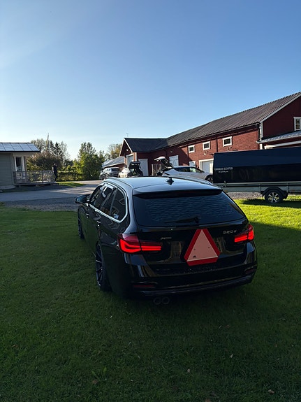 BMW 320d 3 of 10