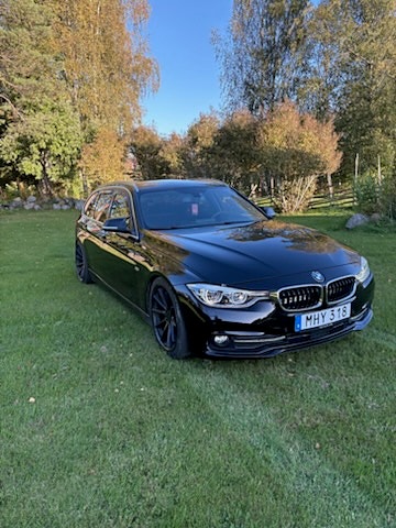 BMW 320d 3 of 10