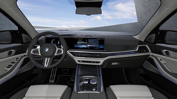 BMW X7 5 of 11