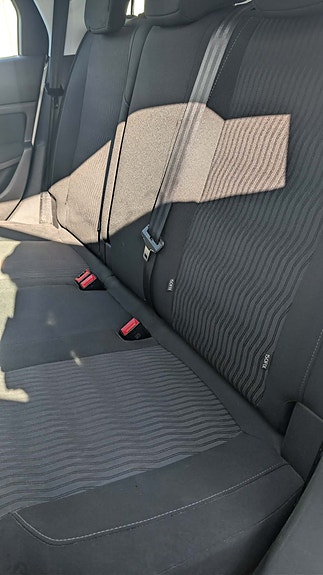 Peugeot 308 SW 4 of 7