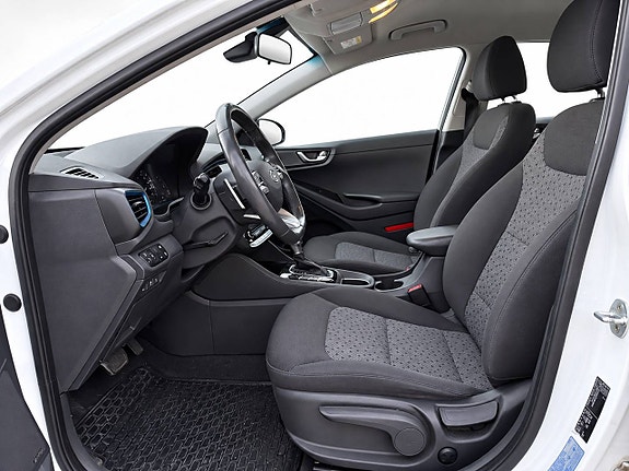 Hyundai IONIQ 7 of 13