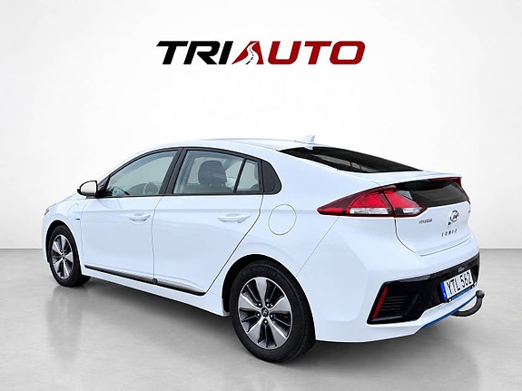 Hyundai IONIQ 4 of 13