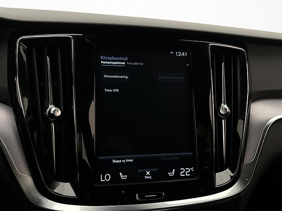 Volvo V60 24 of 30